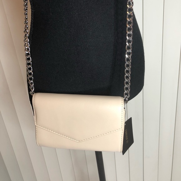 Forever 21 Crossbody Purse - Picture 2 of 6